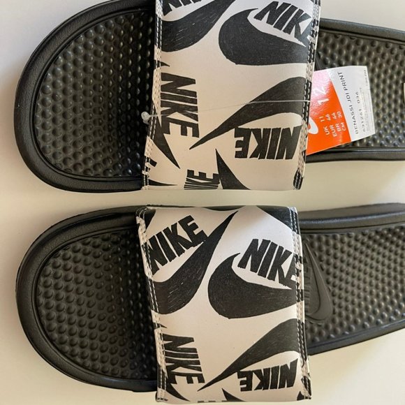 NIKE Benassi JDI Men\'s Slide Sandals, Black/White, Size US 12 main image 4